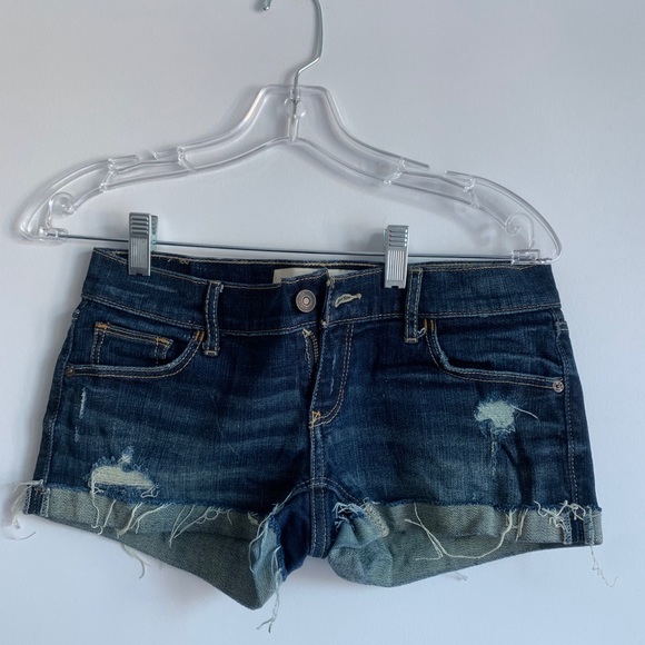 Abercrombie and Fitch short shorts size 26 - Picture 1 of 6